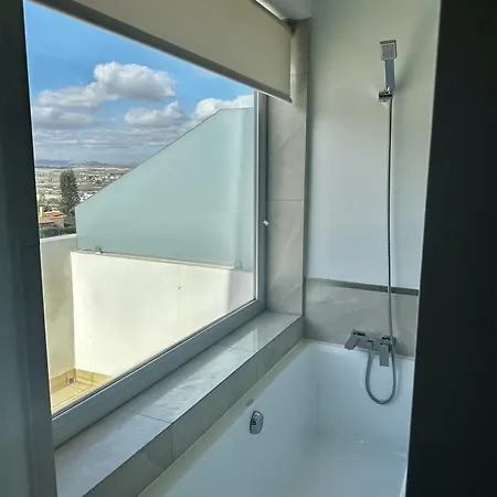 Amazing House Views Pool Free Parking Wifi