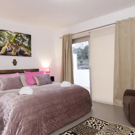 Amazing House Views Pool Free Parking Wifi
