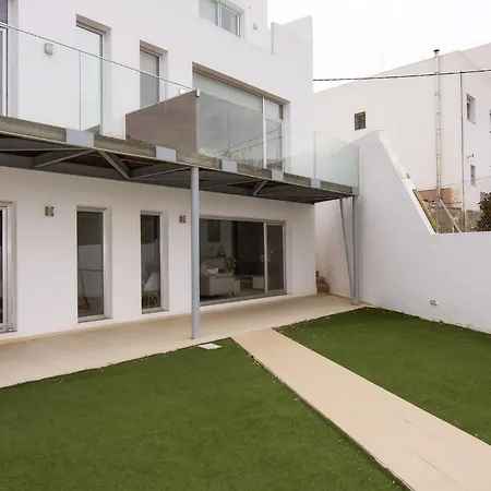 Amazing House Views Pool Free Parking Wifi *