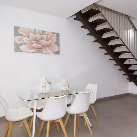 Amazing House Views Pool Free Parking Wifi Holiday home