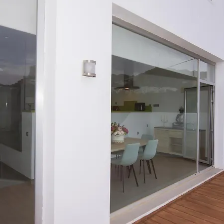 Amazing House Views Pool Free Parking Wifi